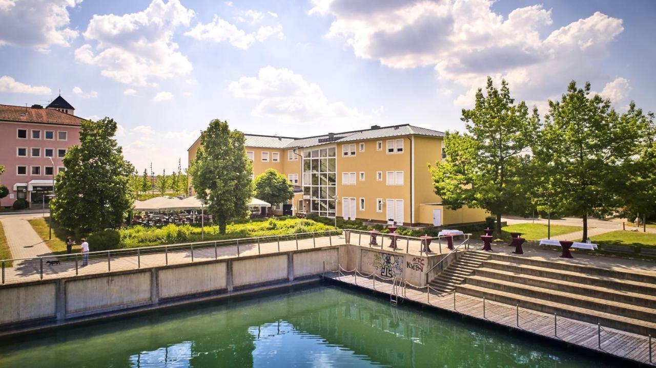 Hotel Am See Нойтраублінг Екстер'єр фото