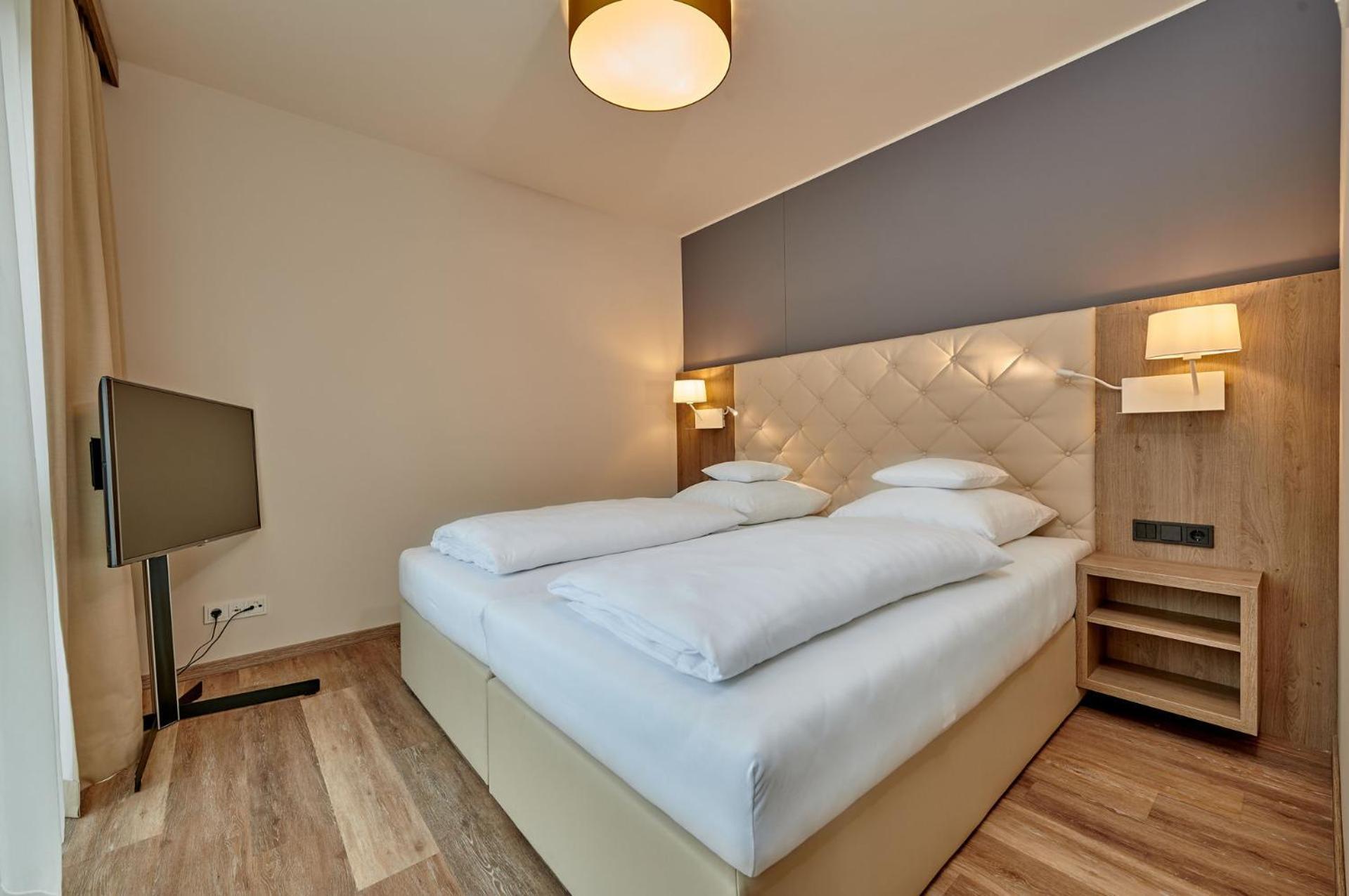 Hotel Am See Нойтраублінг Номер фото